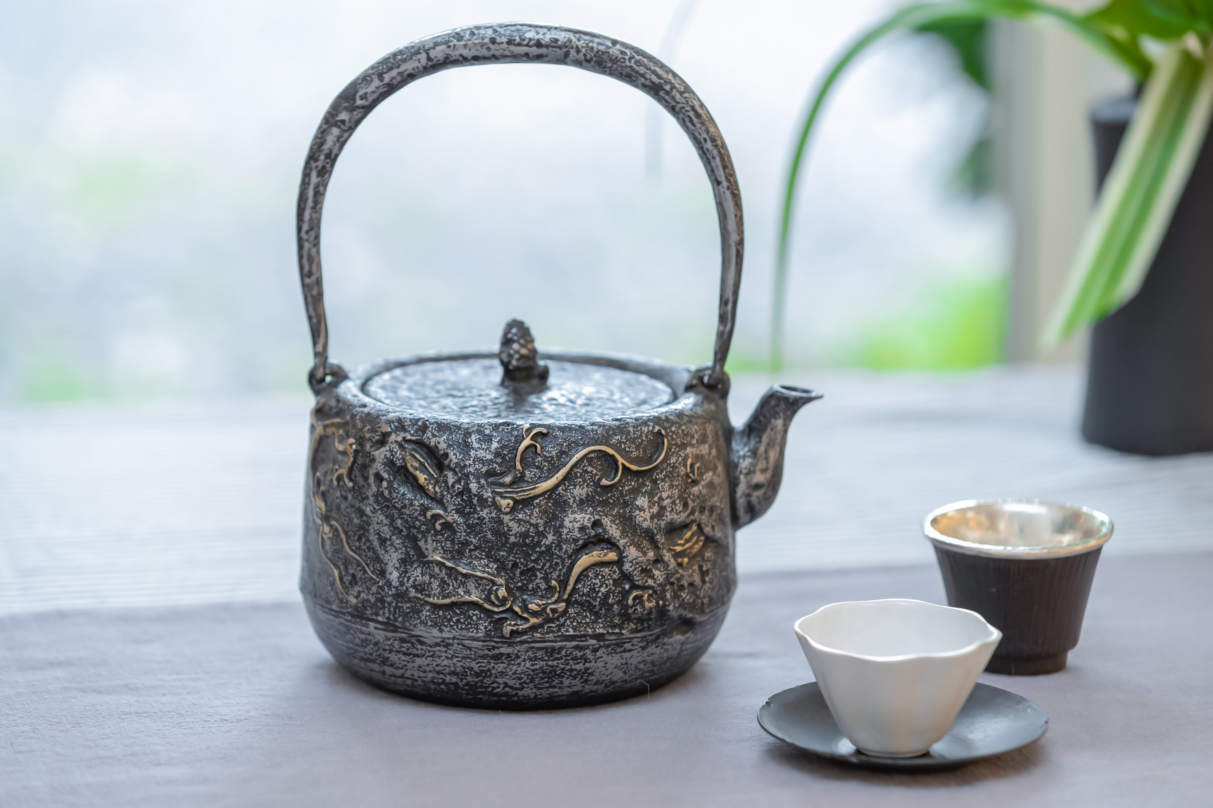 荒井工房｜鉄瓶・鉄鋳物・錫製品・アクセサリー – araikoubou
