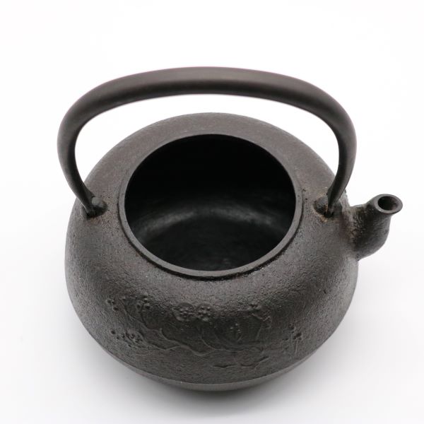鉄瓶｜平丸 ｜梅